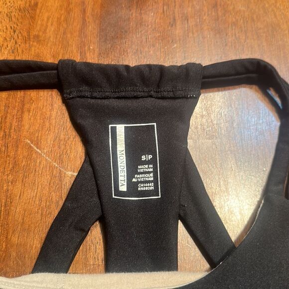 Mondetta tank top with built in bra S (4300) - Picture 6 of 8